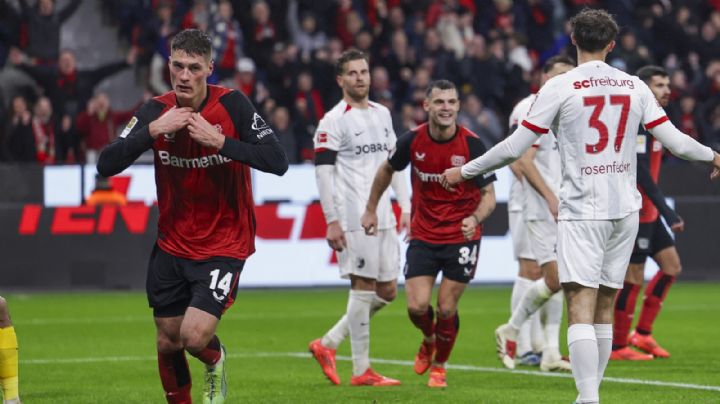 Bundesliga: Bayer Leverkusen golea al Friburgo con un recital de Schick y Wirtz