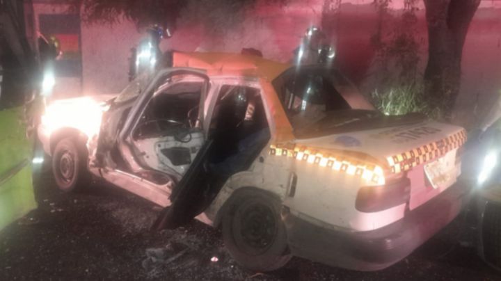 Mueren pasajeros de un taxi tras choque en el centro de Monterrey