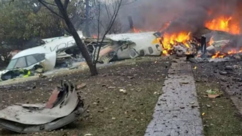 Murieron los 10 ocupantes del avioneta y otras 17 personas resultaron heridas en tierra por el desplome de la aeronave en la ciudad de Gramado, Brasil.