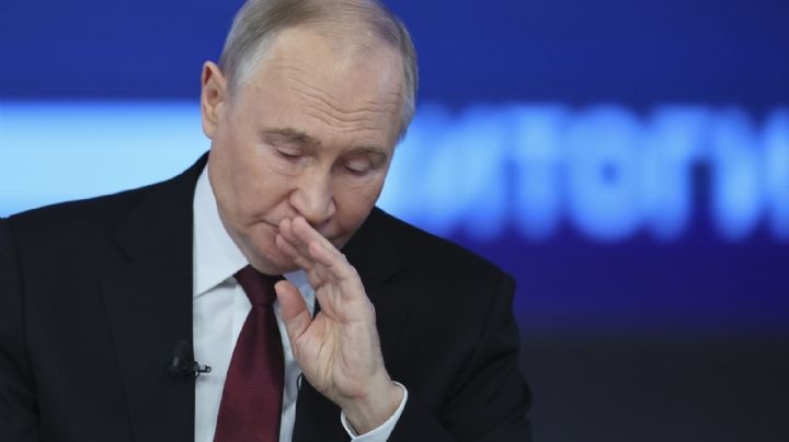 Putin se disculpa por estrellamiento de avión en Kazajistán que dejó 38 muertos