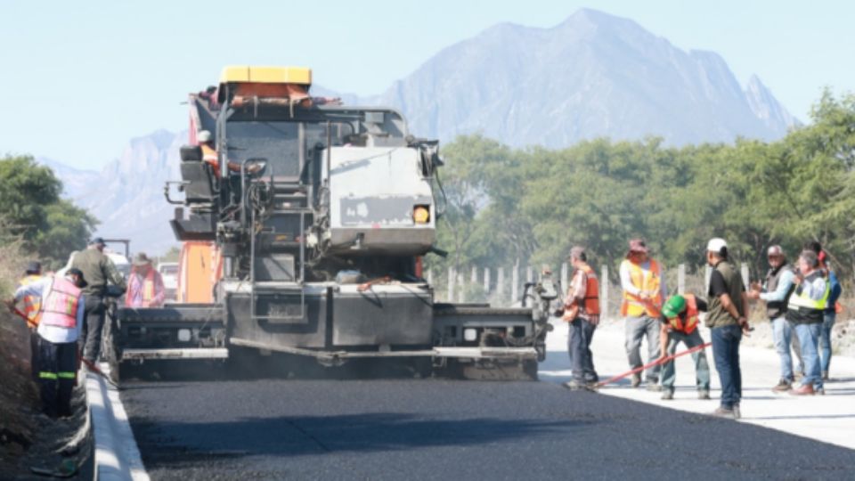 El Ayuntamiento de Monterrey acelera los trabajos de rehabilitación de las calles Óscar F. Castillón, Prolongación Ruiz Cortines y el crucero de Leones y Puerta de Hierro.