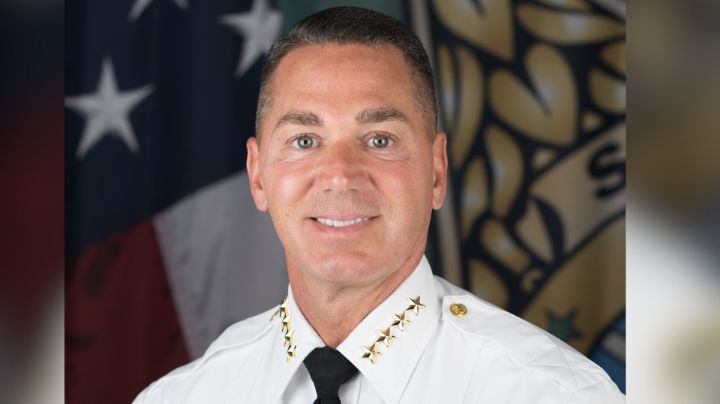 Alguacil de Florida declina dirigir la DEA para seguir sirviendo en su condado
