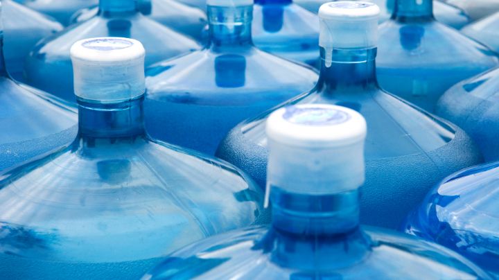 Agua Bienestar: Esto sabemos del programa que venderá garrafones a 5 pesos