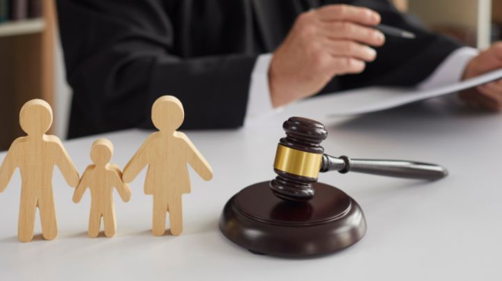 Proponen imponer la pensión retroactiva a padres que regresen con sus hijos tras abandonarlos