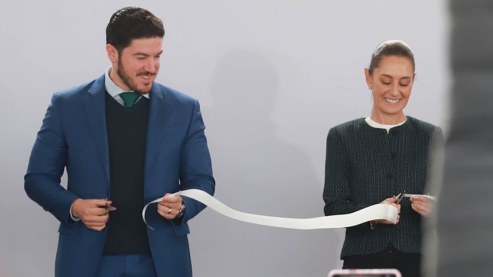 Samuel García y Claudia Sheinbaum en evento en Nuevo León