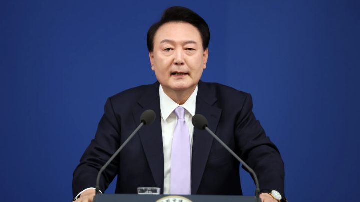 Presidente de Corea del Sur pide disculpas por la ley marcial y deja el poder a su partido
