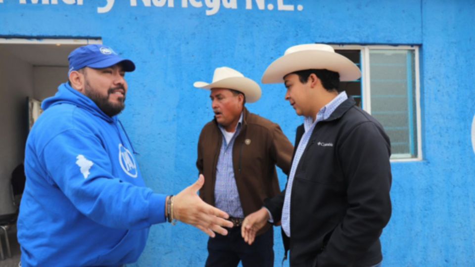 El dirigente estatal del PAN, Policarpo Flores, reprochó el 'mal estado' en que se encuentran los municipios del sur de Nuevo León.