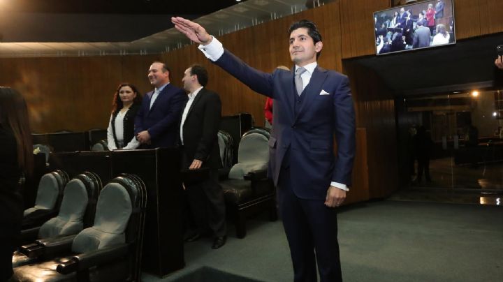 Aprueban renuncia de Gilberto de Hoyos como fiscal en delitos electorales