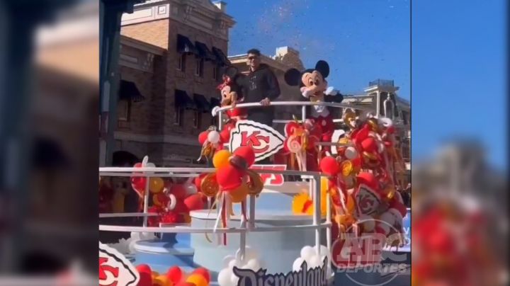 NFL: Celebra Patrick Mahomes MVP de Super Bowl en Disney