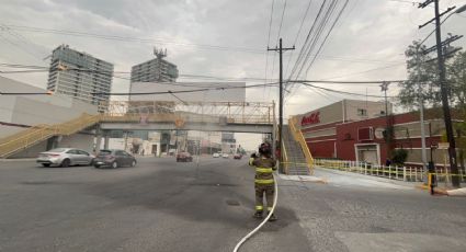 Se incendia cableado de telefonía y de CFE en avenida Alfonso Reyes; vialidad colapsa