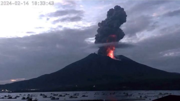 Video: Captan erupción del volcán Sakurajima de Japón  