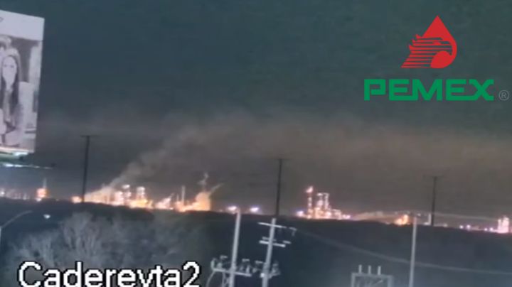 Video: Exhiben a refinería de Cadereyta contaminando durante la madrugada