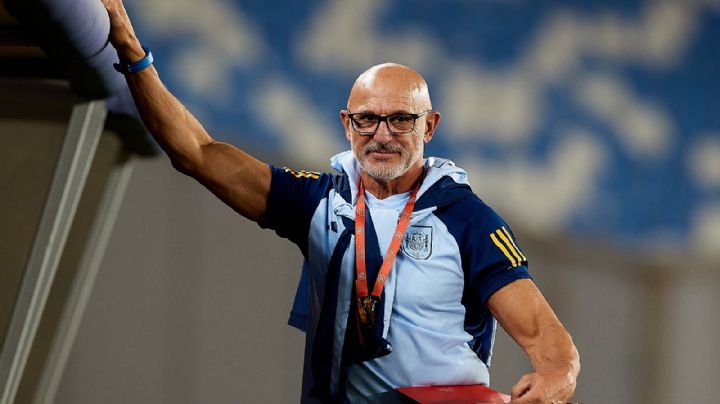 Luis de la Fuente renueva con España hasta el Mundial 2026