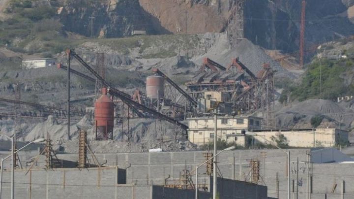 Habrá 'cero tolerancia' a pedreras y acereras, advierten autoridades