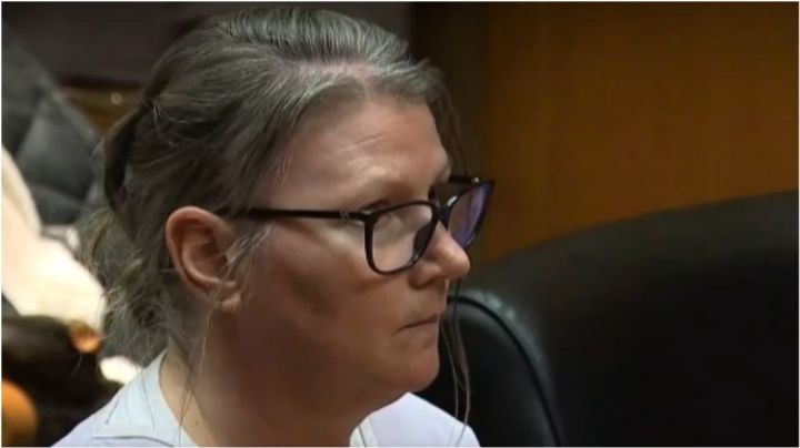 Caso Jennifer Crumbley: Jurado la declara culpable; su hijo causó un tiroteo en EU
