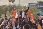 Luis Donaldo Colosio y Martha Herrera abren campaña en el Puente Verde