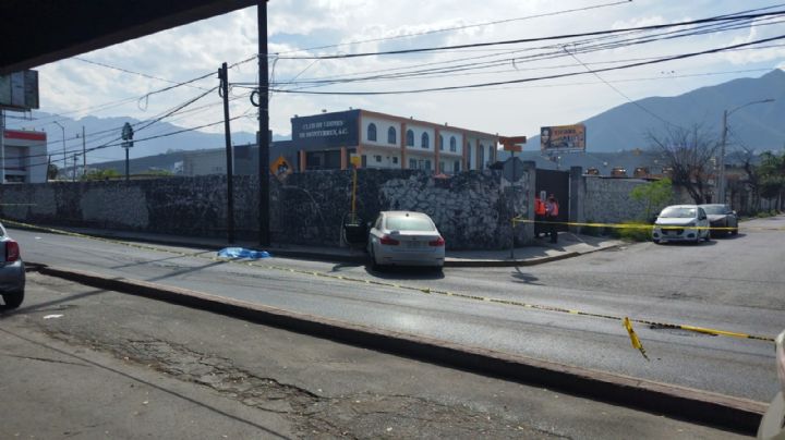 Muere hombre atropellado en avenida Paseo de los Leones, Monterrey