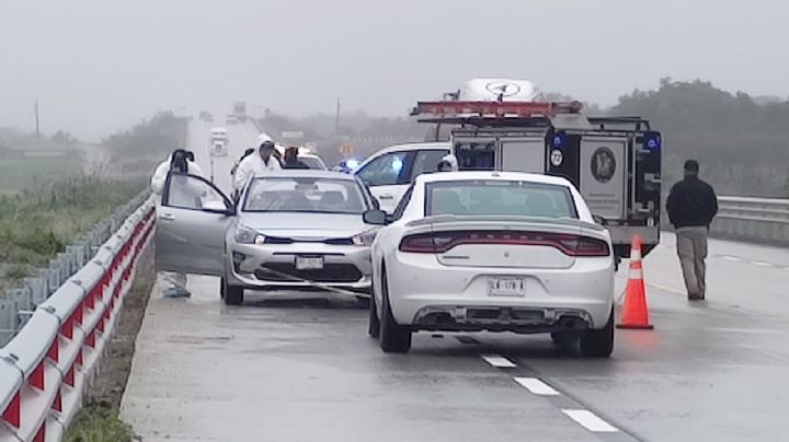 Hallan cadáver en la cajuela de un auto abandonado en Cadereyta