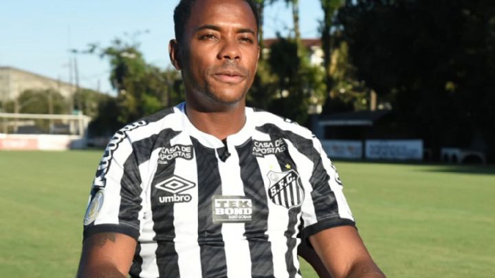 Tribunal ordena que Robinho cumpla en Brasil su condena por violación en Italia