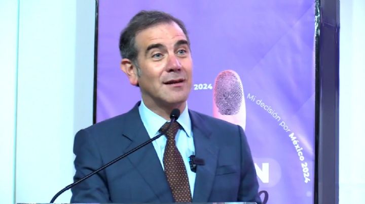 Lorenzo Córdova critica lucha de poderes en Nuevo León