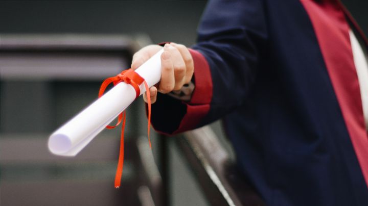 ¿No tienes diploma? SEP lanza Acuerdo 286 para obtener título profesional