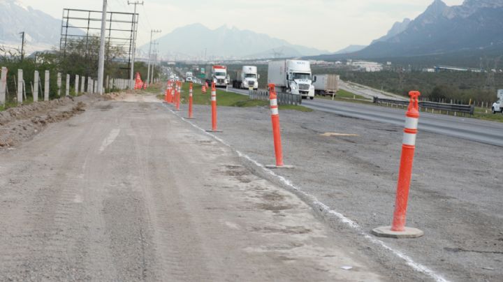 Asaltan a viajeros canadienses en la carretera Monterrey-Saltillo