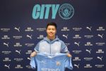 El mexicano Álex Alcalá participa en los entrenamientos del Manchester City