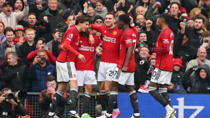 Premier League: Dos penaltis dan la victoria al Manchester United ante el Everton