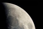 Nasa capta 'raro' objeto en la órbita de la luna, ¿Qué es?