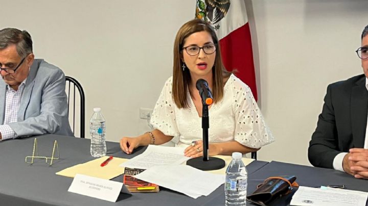 Escritora señala poco avance en materia de paridad de género