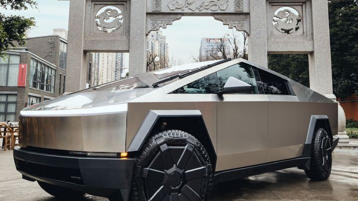 Tesla llama a revisión a más de 3 mil Cybertruck por falla en el pedal del acelerador