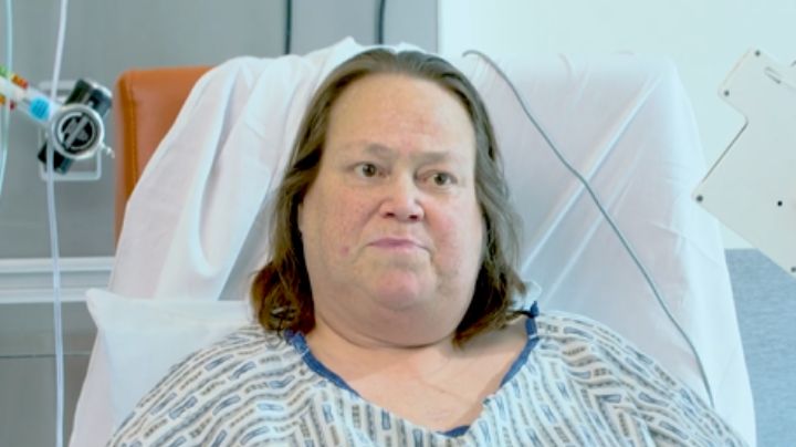 Lisa estaba a días de morir, pero vivió tras recibir un trasplante de riñón de cerdo
