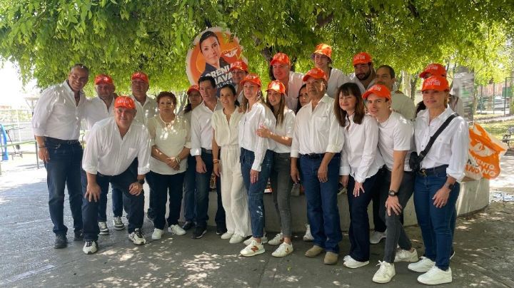 Lorenia Canavati presenta planilla de trabajo; integrarían el cabildo sampetrino