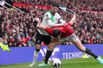 Premier League: Liverpool empata con el United y deja la cima