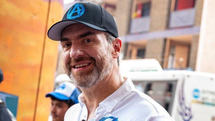 Tribunal avala que Adrián de la Garza tiene residencia en el municipio de Monterrey
