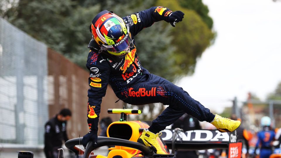 Sergio Pérez, piloto de Red Bull | X / @redbullracing