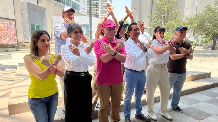 Convocan a Caravana Rosa en apoyo de Xóchitl Gálvez en Monterrey