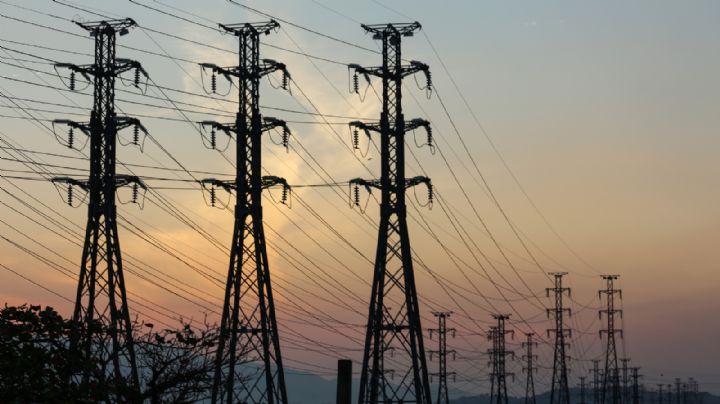 Cenace declara estado de alerta ante calor extremo; buscará evitar 'apagones'
