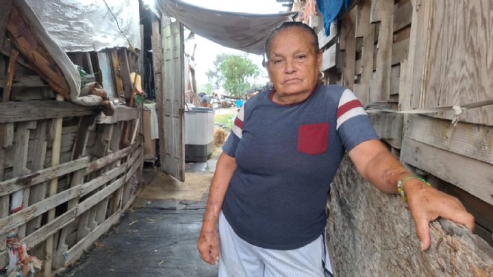 'Si no se pone feo, aquí la pasamos': Vecinos de La Alianza ante el ciclón Alberto en NL