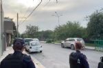 Balean a mujer cuando esperaba a su hija afuera de casilla en Guadalupe