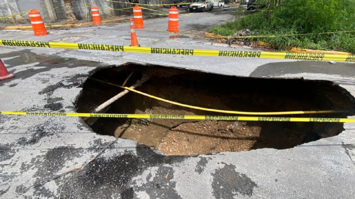 Socavón en Monterrey mantiene preocupados a vecinos por próximas lluvias
