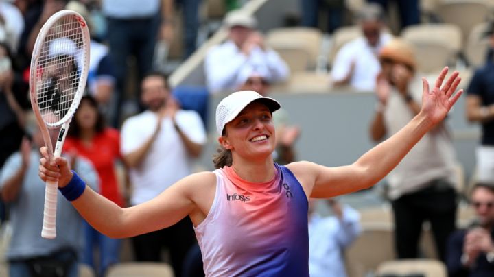 Swiatek arrasa y alcanza su tercera semifinal consecutiva en Roland Garros
