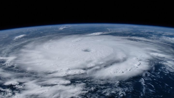 Países caribeños se preparan ante paso de Beryl; AMLO pide no exagerar