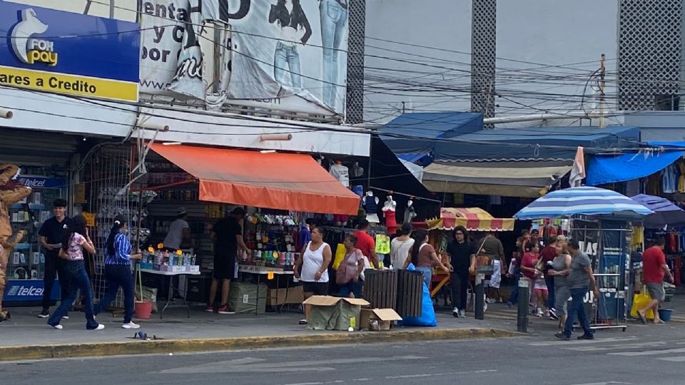 Vendedores ambulantes en Monterrey.