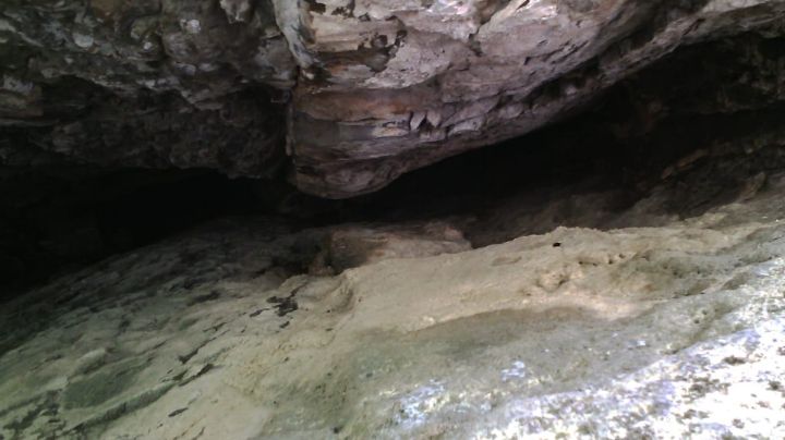 Intriga a senderistas regios desconocida abertura en el Cerro de la Mota