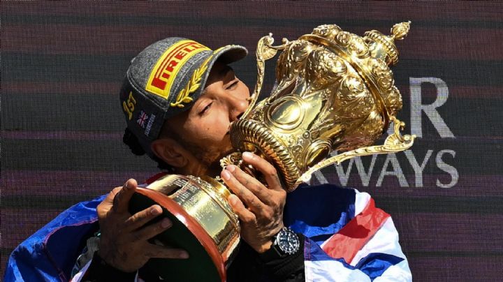 F1: Lewis Hamilton conquista el Premio de Gran Bretaña; ‘Checo’ terminó P17