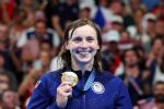 Katie Ledecky se convierte en la atleta estadounidense más laureada en Juegos Olímpicos