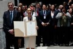 Claudia Sheinbaum recibe constancia que la acredita presidenta electa de México