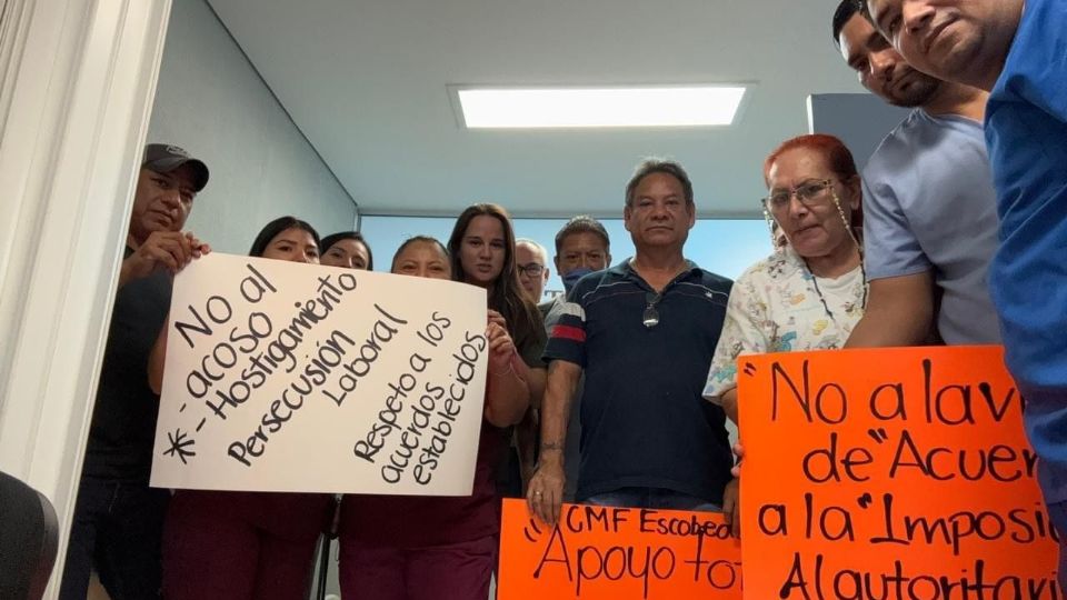 Protestan en el ISSSTE
