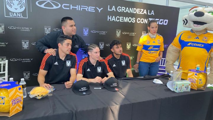 Jugadores de Tigres conviven con aficionados en Cumbres